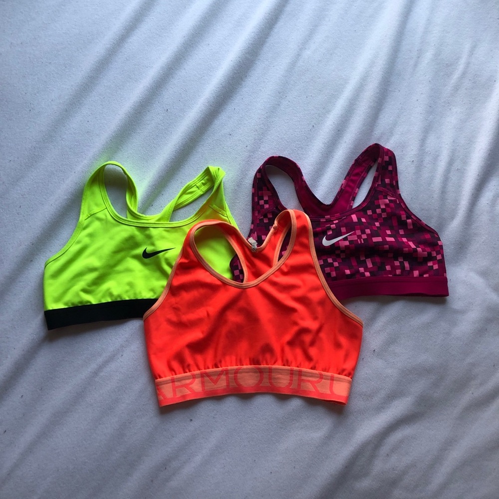 BUNDLE Nike/Under Armour Small Sports Bras